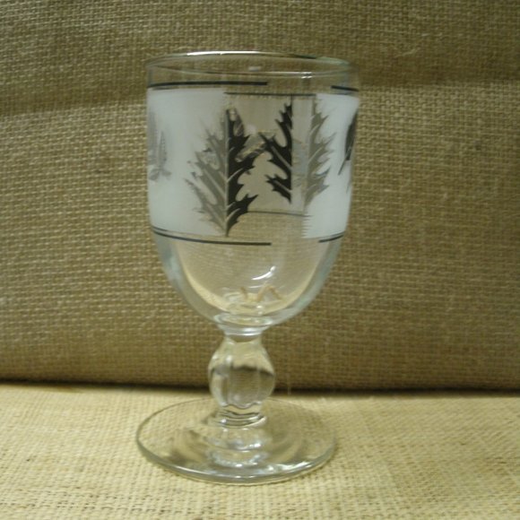 Vintage Libbey Silver Leaf Goblet Stemmed Glass - Picture 5 of 16